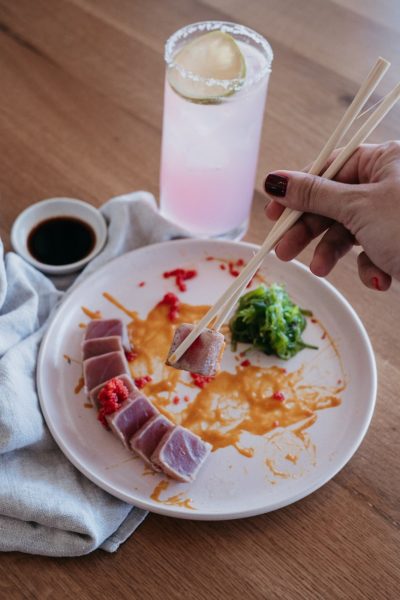 serifos restaurant and bar, tuna tataki and paloma cocktail